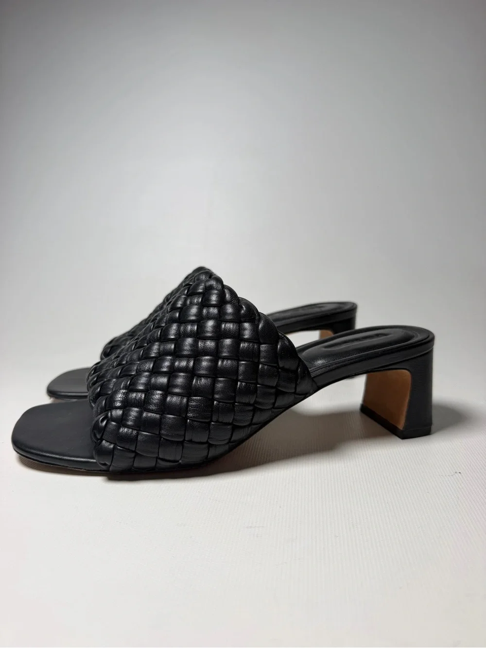 Vince Penley Woven Heeled Slide Sandals - sz 8